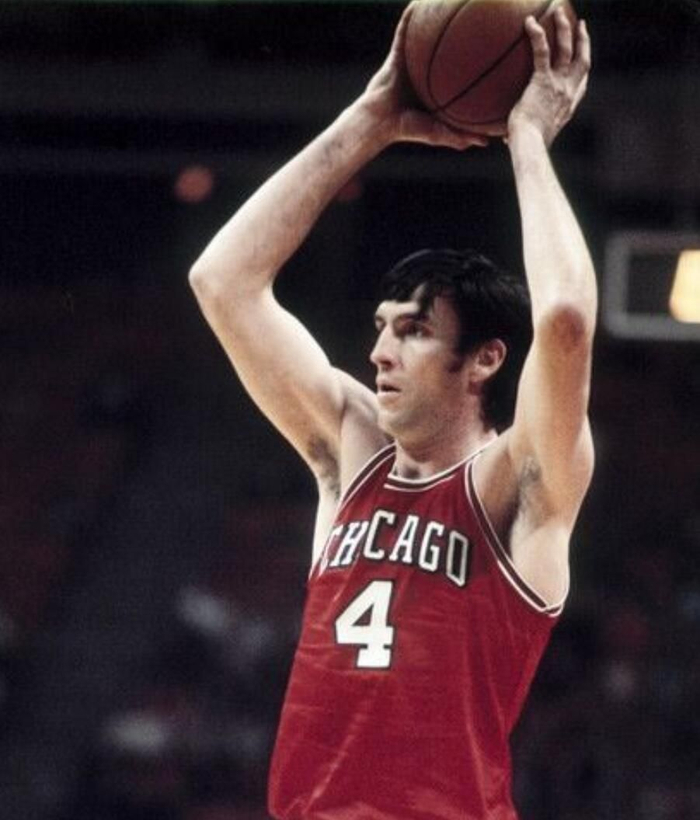 开云官方莱万多夫斯基遭遇十连败，公牛教练面临压力！的简单介绍